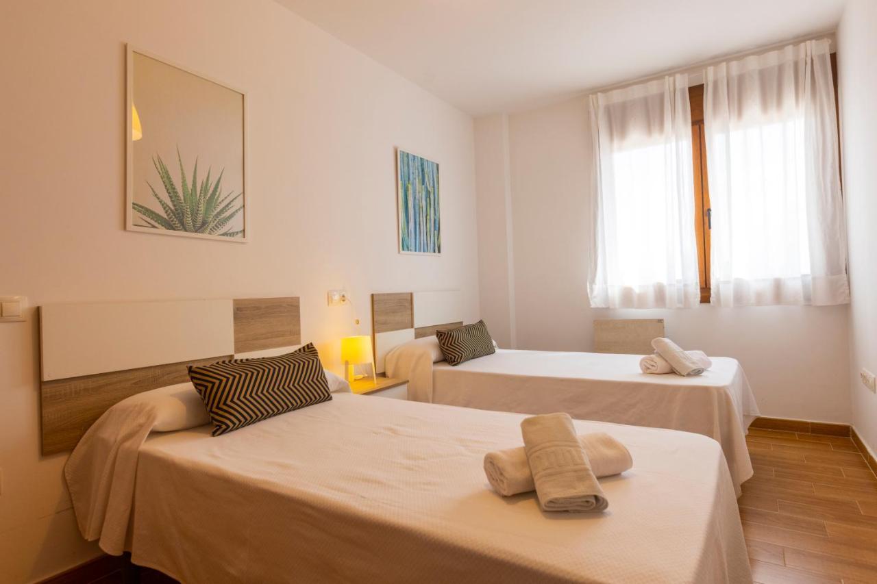 Apartagal-Playa De Llas, Foz Exteriör bild