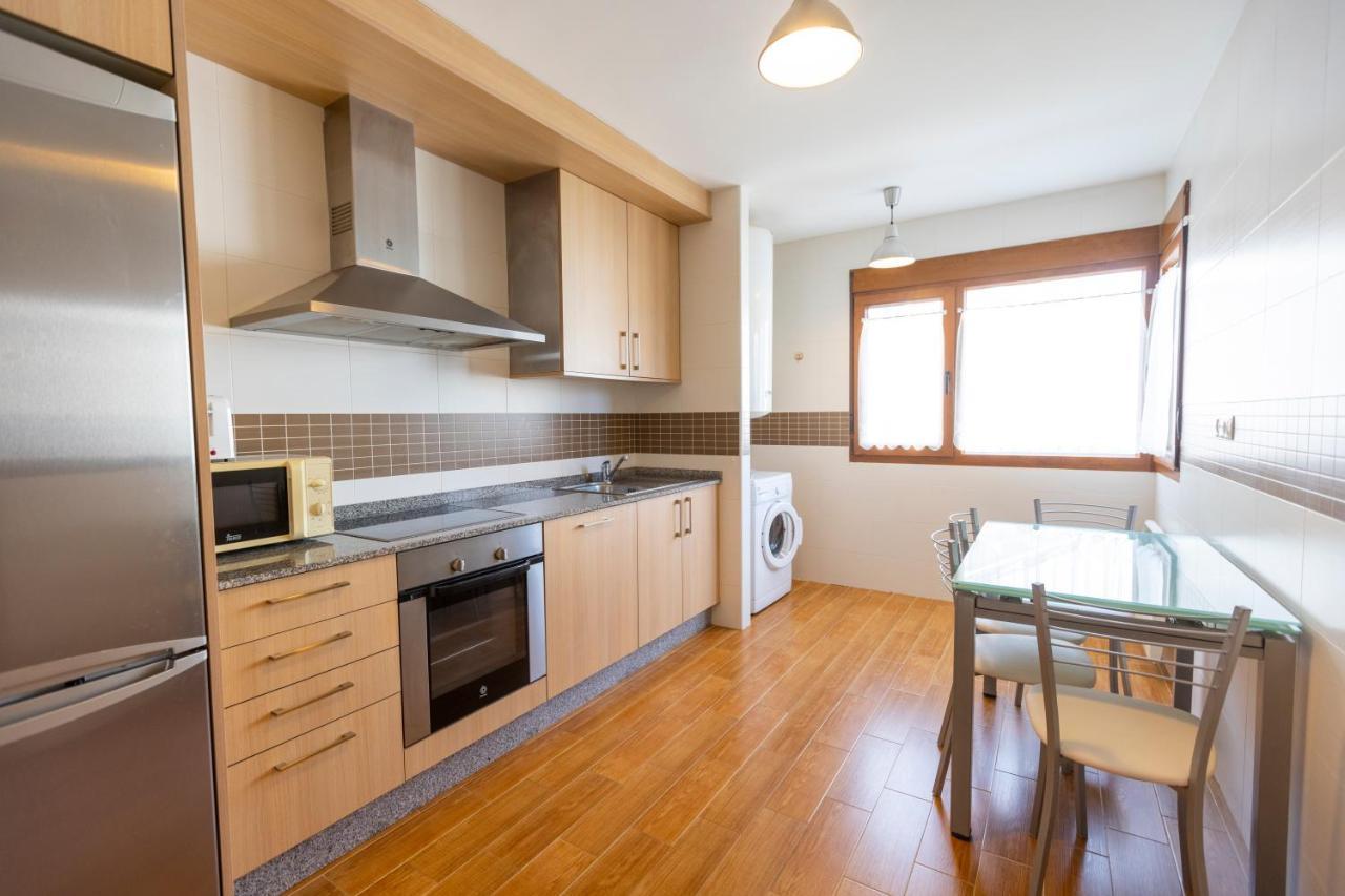 Apartagal-Playa De Llas, Foz Exteriör bild