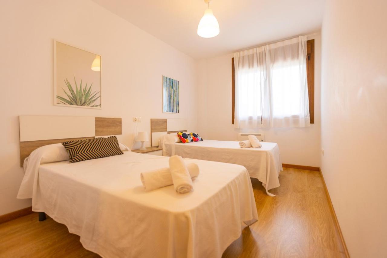 Apartagal-Playa De Llas, Foz Exteriör bild