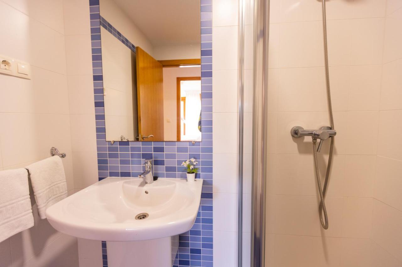 Apartagal-Playa De Llas, Foz Exteriör bild